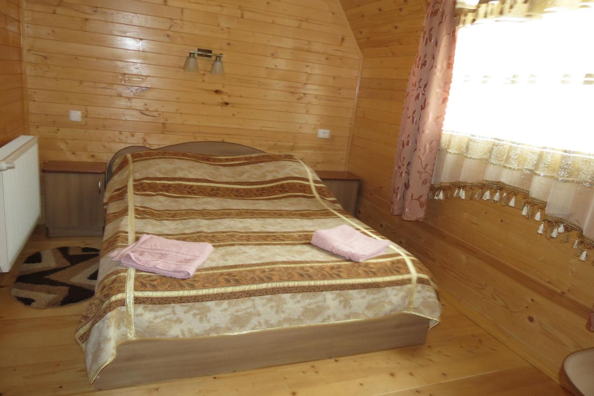 Bilyy Kamin Guest House 塔塔里夫 客房 照片